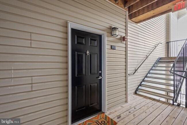 Building Photo - 508 Sunset View Terrace SE