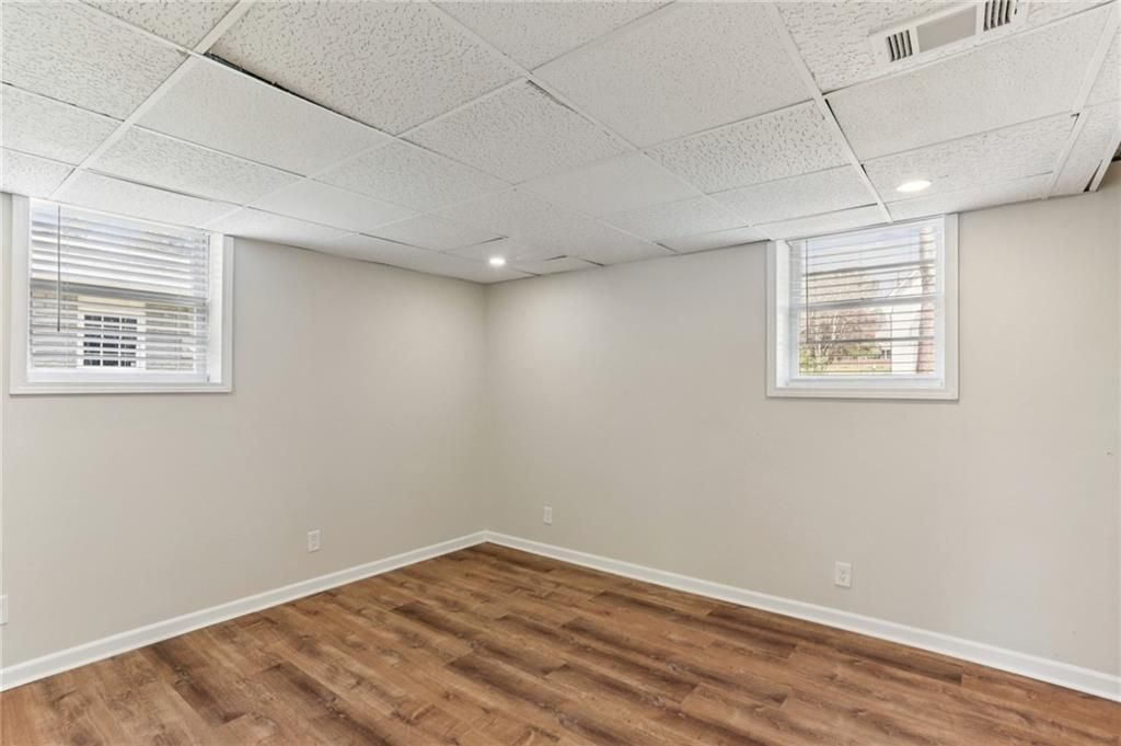 Building Photo - 2888 Bonanza Dr