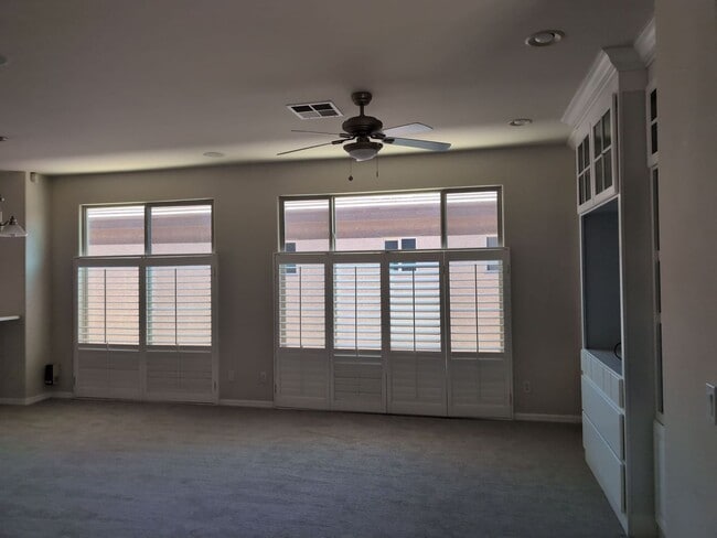 Building Photo - 2132 N Canyon Greens Cir