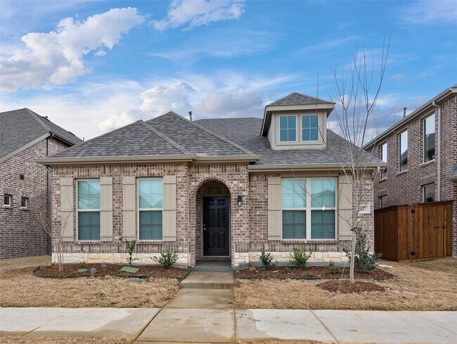 Primary Photo - 2037 Almassera Dr