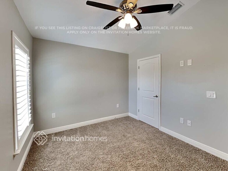 Building Photo - 9972 Spring Gulch Ln