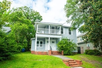 Building Photo - 107 N 13th St