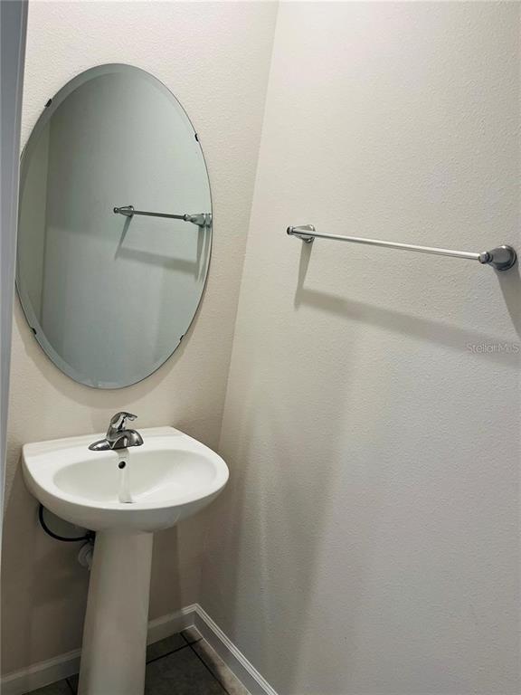 Building Photo - 294 Blueberry Ln