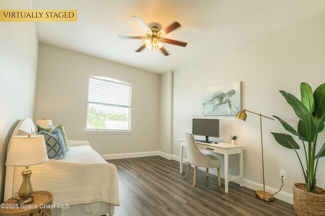 Building Photo - 3900 Playa Del Sol Dr