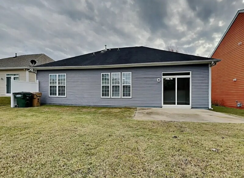 Building Photo - 160 Plott Hound Dr