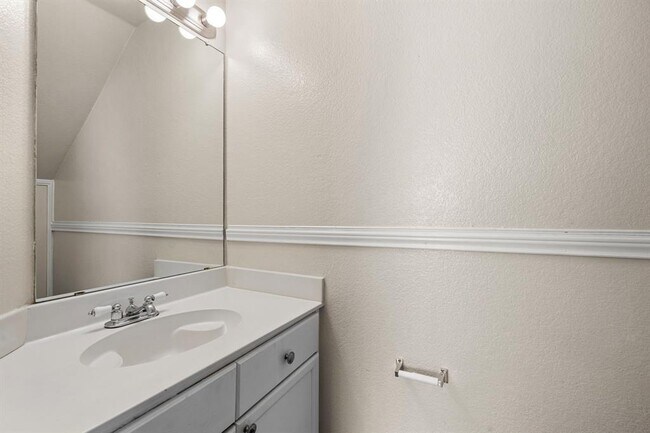 Building Photo - 8731 Minot Cir