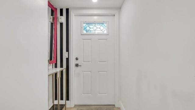 Building Photo - 2907 NE 8th Terrace