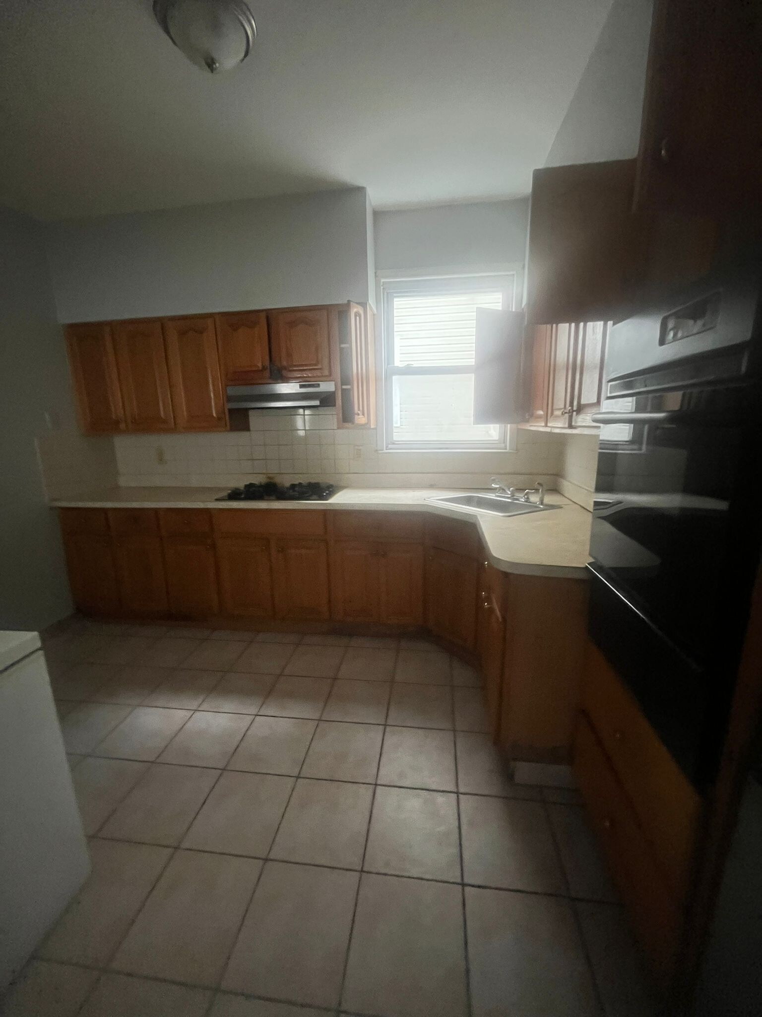Unit 1 - 133 Isabella Ave