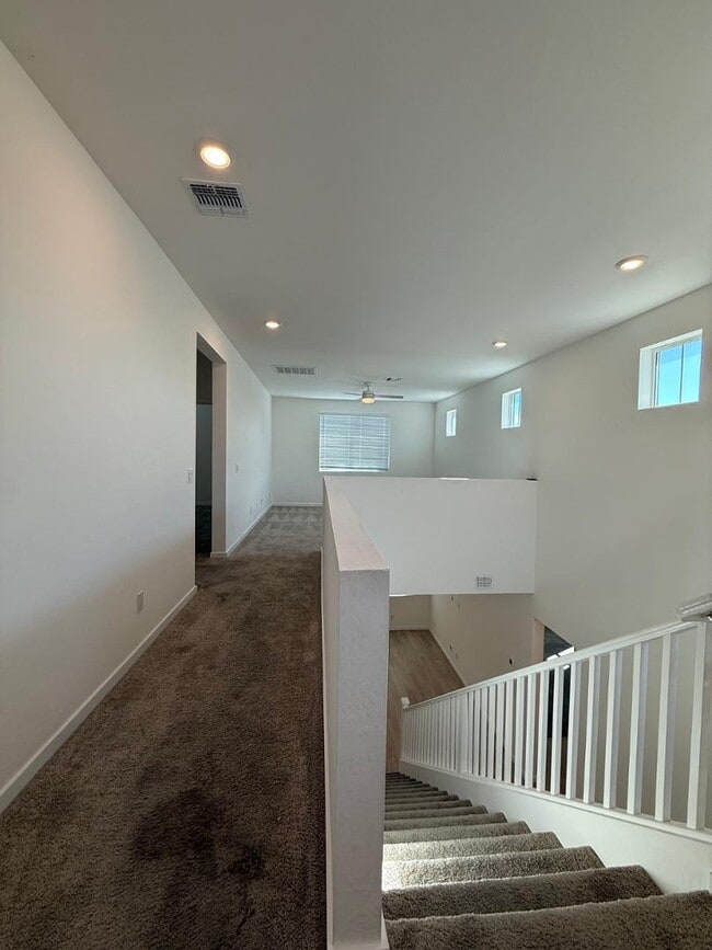 Building Photo - 17760 W Cassia Way