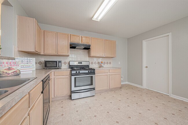 Building Photo - 3727 Morning Cove Ln