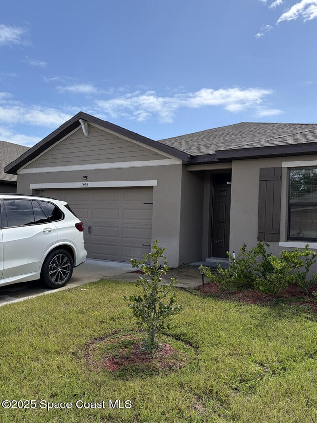 Primary Photo - 1453 Mineral Lp Dr NW