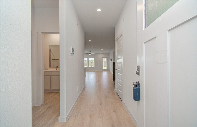 Building Photo - 3106 Langley Bnd Ln