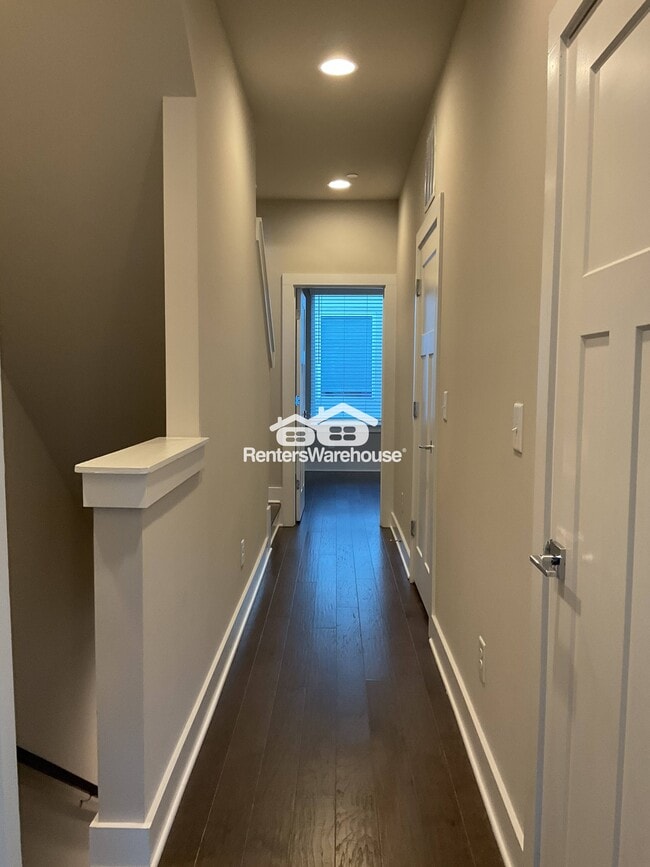 Building Photo - 1319 Millpark Ln