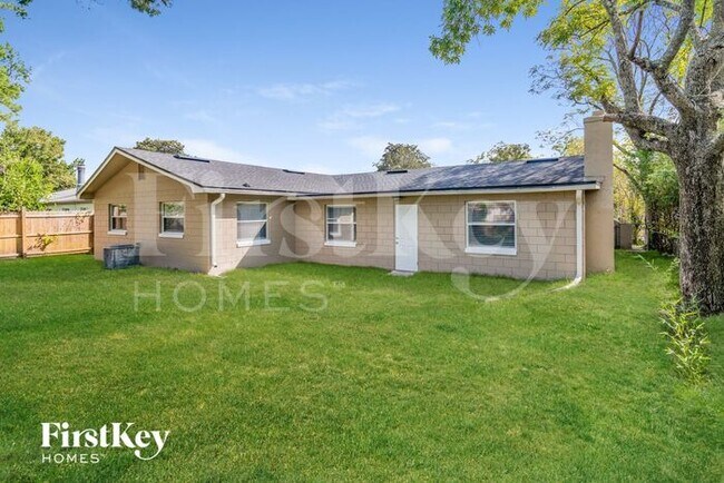 Building Photo - 6328 Toyota Dr