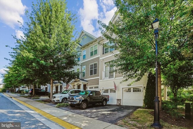 Building Photo - 12789 Lotte Dr