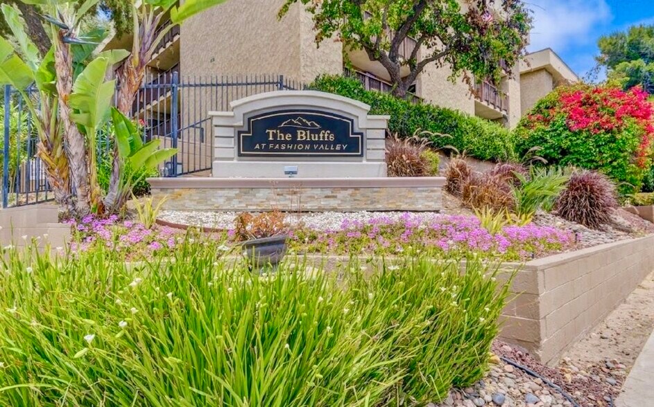 Building Photo - 6314 Friars Rd