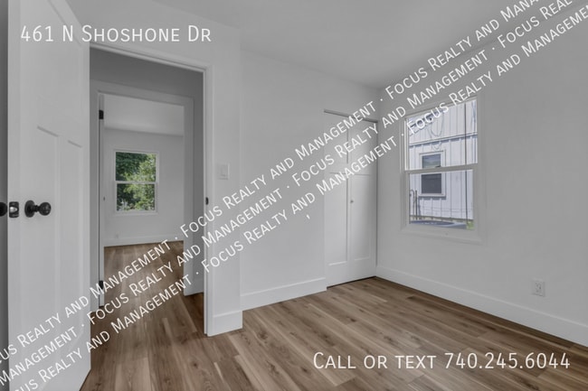 Building Photo - 461 N Shoshone Dr
