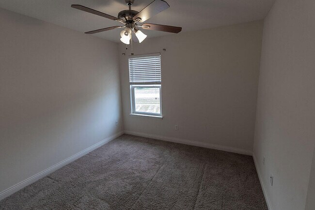 Building Photo - 2807 Amberwood court