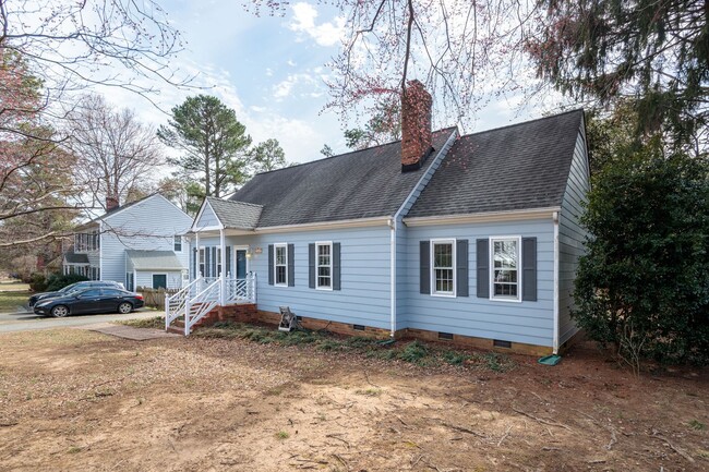 Building Photo - Beautiful 4 Bedroom 3 Bathroom Home in Nor...