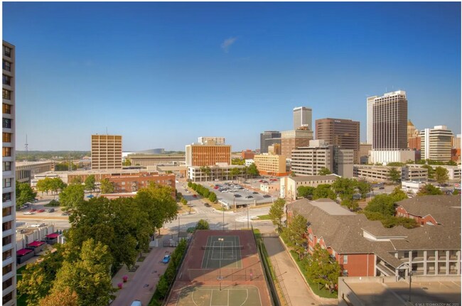 Building Photo - Downtown Tulsa High-Rise Living with Incredible Views and Utilities Included!