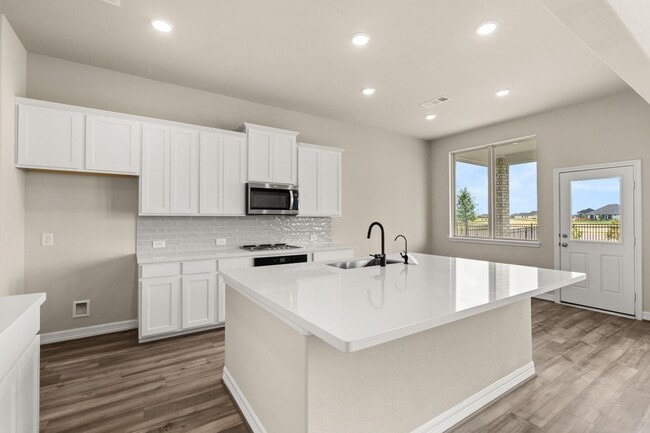 Building Photo - 27302 Blue Sand Dr