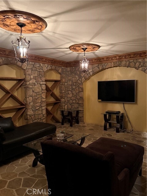 Building Photo - 380 N Chandler Ranch Rd