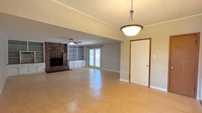 Building Photo - 3-Bedroom Dalraida Delight