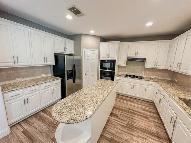 Building Photo - 2413 Catamaran Cove