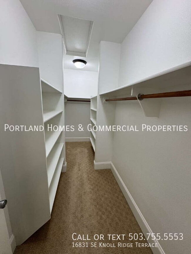 Building Photo - 16831 SE Knoll Ridge Terrace