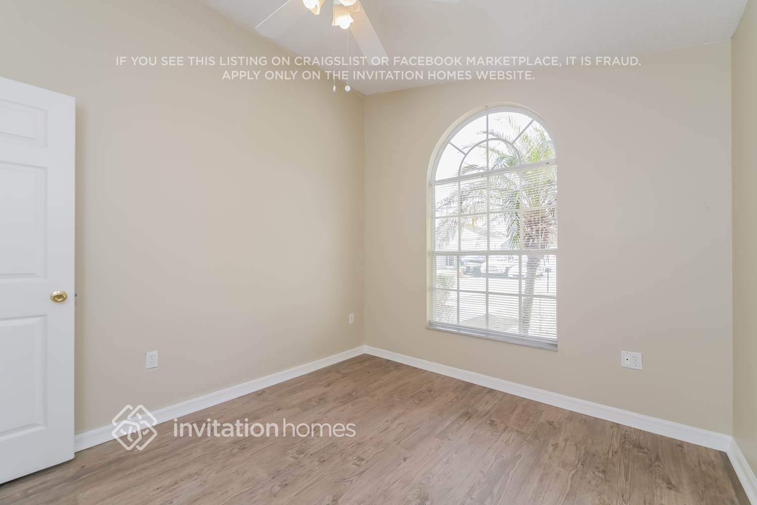 Building Photo - 226 Manoel Ln