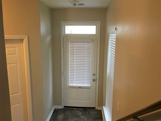 Building Photo - 90 Summer Hill Way