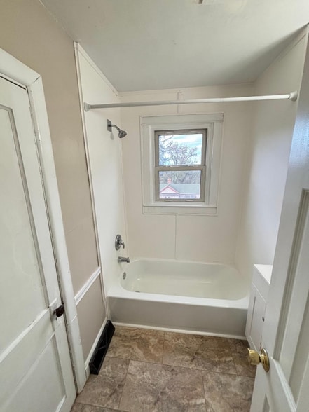 Building Photo - 436 Action St