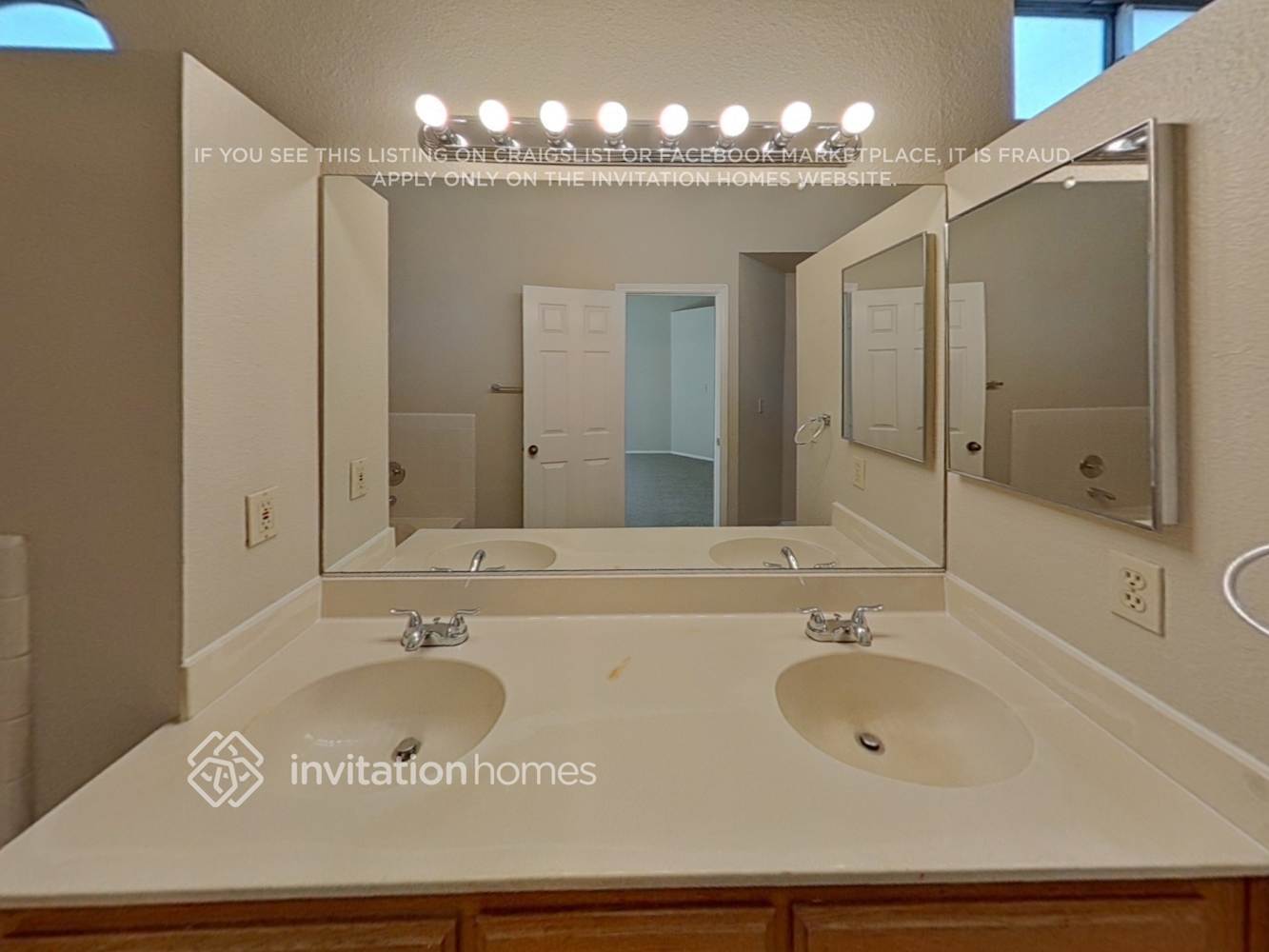 Building Photo - 111 Gainsway W Dr