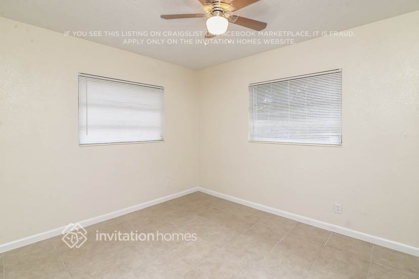 Building Photo - 10771 63rd Ave N