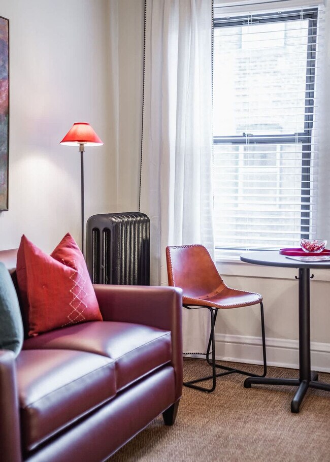 Building Photo - 3551 N Janssen Ave