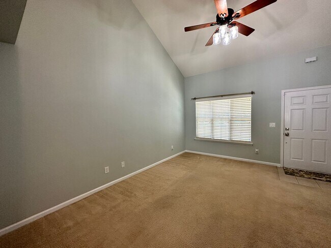 Building Photo - Exclusively Offered by Muse Realty Rentals...