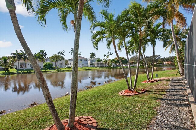 Building Photo - 1012 Fairfield Meadows Dr