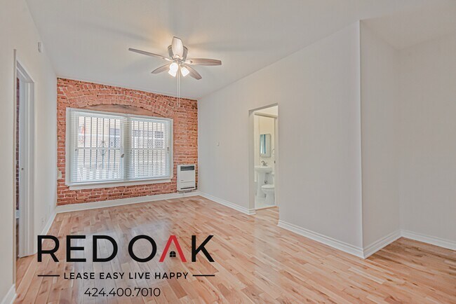 Building Photo - 326 Normandie Ave