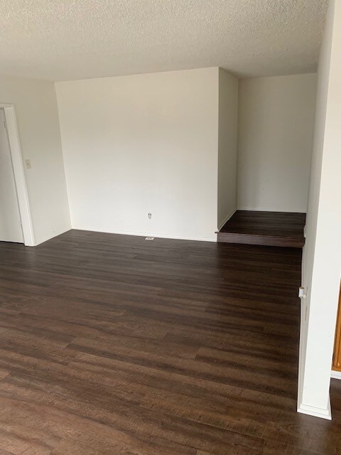 Living Room and entry way - 901 N Cedar St