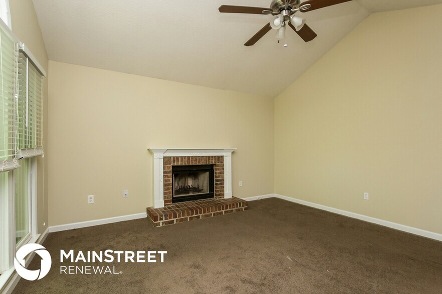 Building Photo - 294 Oak Landing Cir