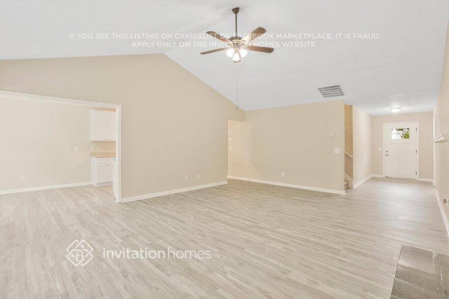 Building Photo - 10 Kentshire Pl NW