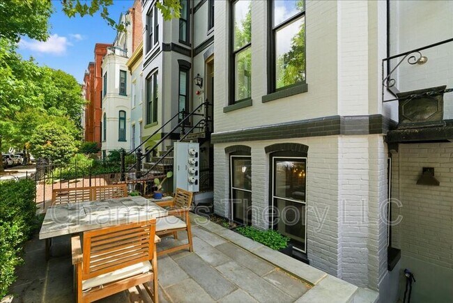 Building Photo - 1516 Q St NW
