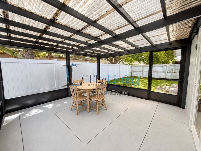 Building Photo - 1084 Amanda Kay Cir