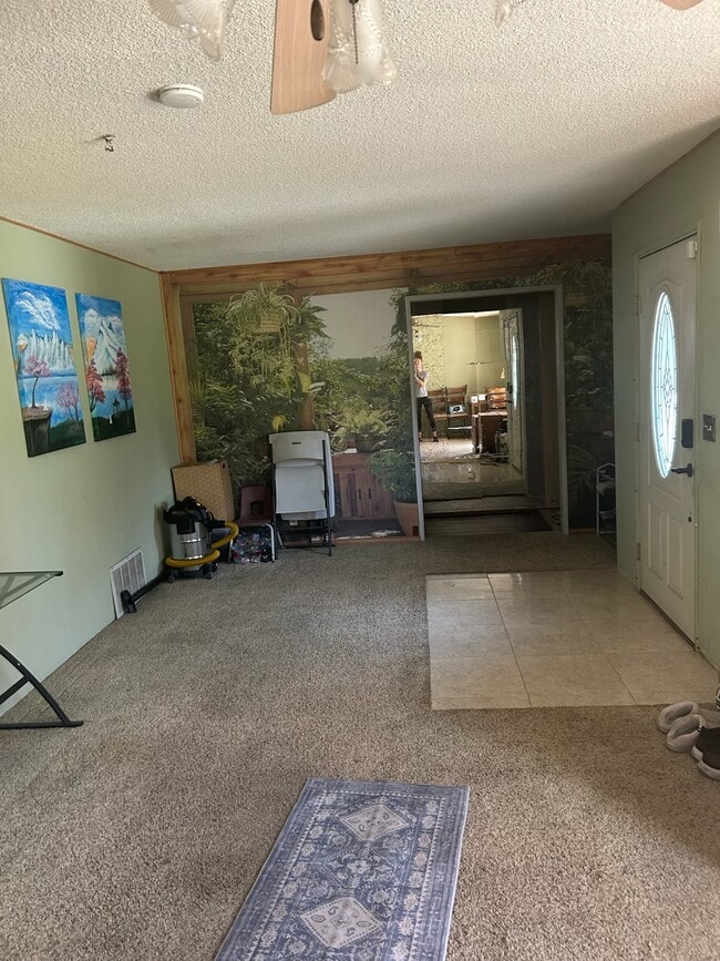 Building Photo - 3217 Knoll Way