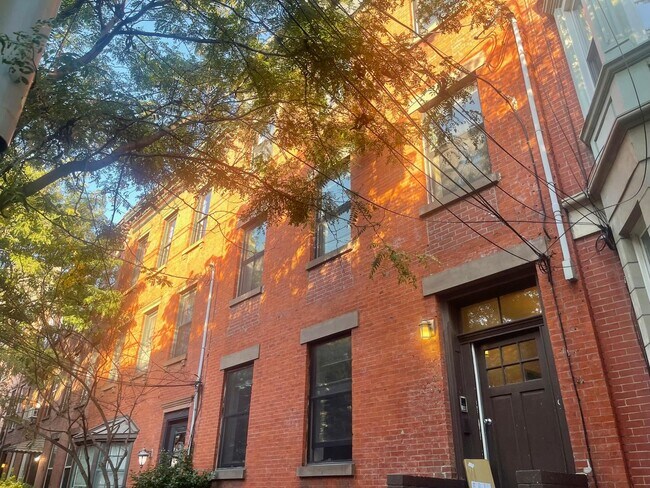 Primary Photo - 119 Bloomfield St