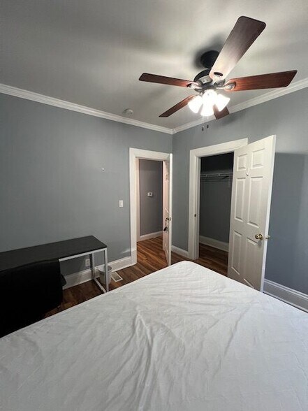 Building Photo - 229 Ashworth Pl