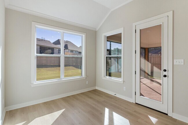 Building Photo - 531 Laurel Pk Dr