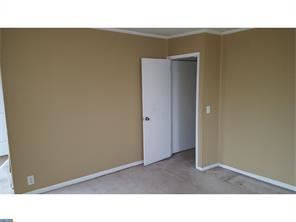 Building Photo - 111 Main St