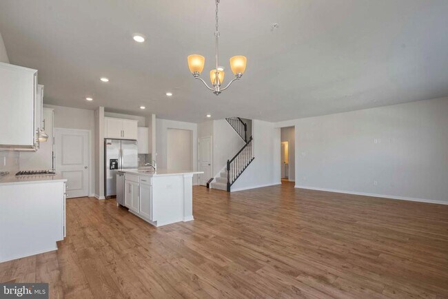 Building Photo - 5713 Haller Pl