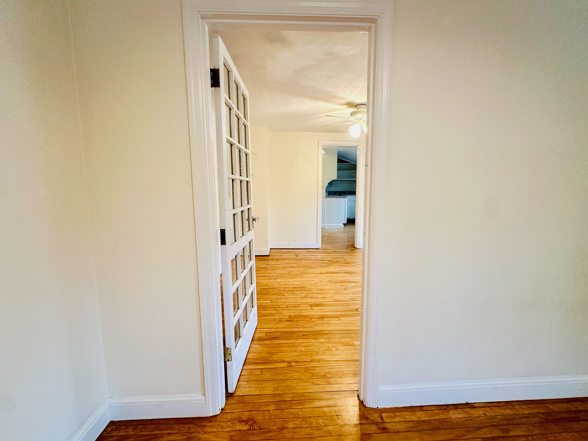 Building Photo - 171 crescent st